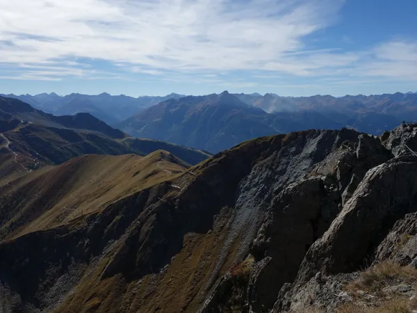 Blick vom Gipfel Blauspitze Richtung SW Mitte der Große Zunig