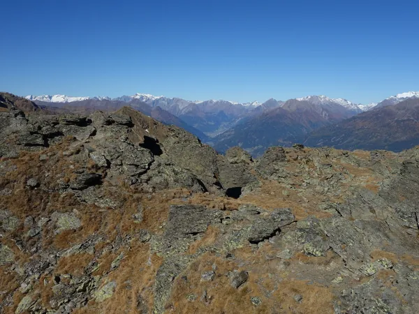 Blick vom Gipfel Böses Weibele Richtung NNW hinten Mitte links der Großvenediger