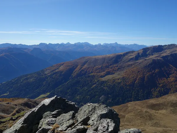 Blick vom Gipfel Böses Weibele Richtung SW