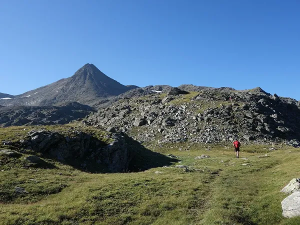 vom Peischlachtörl Aufstieg zum Gipfel Böses Weibl links hinten