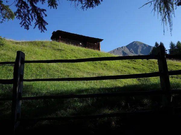 vom Falkenstein Aufstieg Richtung Bunzkögele hinten rechts die Bretterwandspitze