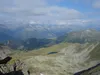 Blick vom Gipfel Sadnig Richtung NW unten der Aicheneggsee