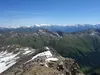 Blick vom Gipfel Hochgrabe Richtung NW hinten Bildmitte der Großglockner