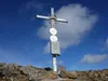 am Gipfel Leitenkopf eines der beiden Gipfelkreuze