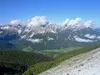 vom Heimkehrerkreuz zur Sillianer Hütte hinten die Sextner Dolomiten