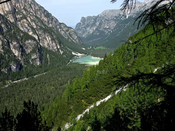 Abstieg ueber Touristensteig Blick zum Duerrensee