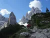 von der Talschlusshütte Richtung Zsigmondy-Hütte li Hochleist re Zwölferkofel