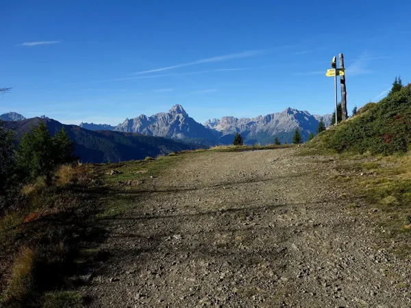 beim Alpeggele hinten die Sextner Dolomiten