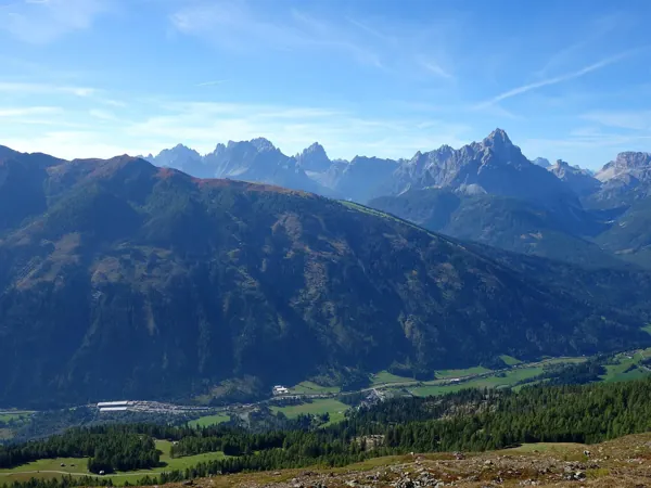 Gipfel Parggenspitze Blick Richung Süden hinten Sextner Dolomiten