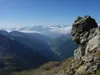 ueber den Gipfelgrat zum Gipfel Regenstein Blick in das Winkeltal
