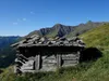 von Oberstalleralm Aufstieg Richtung Wangesscharte bei alter Heuhütte