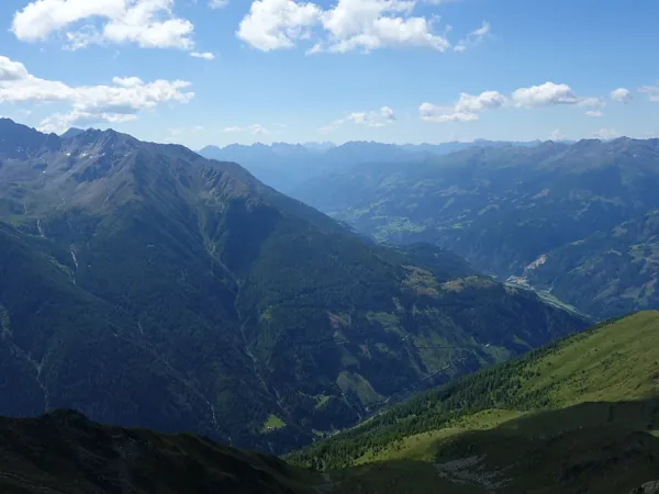 Gipfel Rotenkogel Blick Richtung SSO