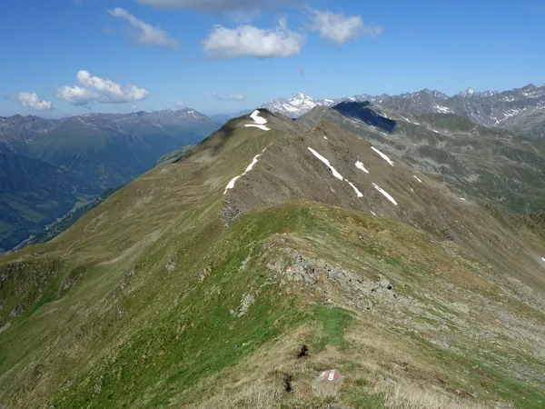 Gipfel Griften Blick zurück zum Donnerstein