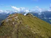 die letzten Meter über den Bergkamm