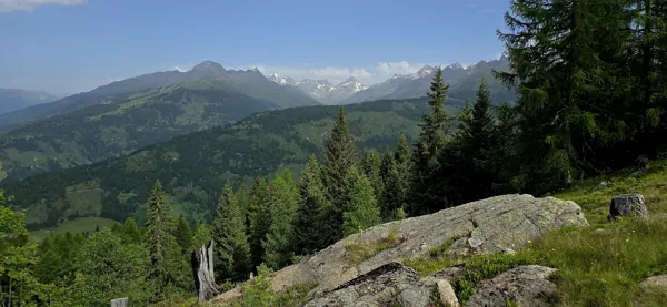 Aufstieg Richtung Stronachkogel Blick Richtung Nordwesten hinten Mitte Hochschober und Glödis