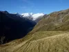 Aufstieg Richtung St Pöltner Hütte über Panoramaweg hinten das Venedigermassiv