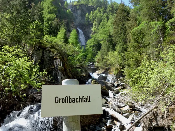 bei den Umbalfällen Blick zum Großbachfall